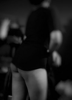 Hotwife Vip Cuckold Couple, Escort - puta in Colombo Photo 2 of 2