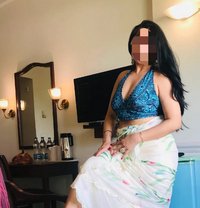 Hotwifeeve - Acompañante in Hyderabad