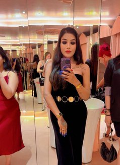 Hoty Bipasa - Transsexual escort in Bangalore Photo 2 of 10