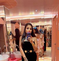 Hoty Varsha - Transsexual escort in Candolim, Goa