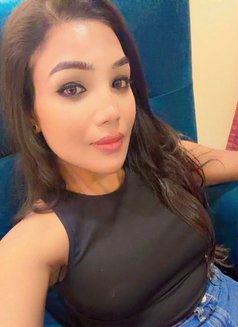 Hoty Bipasa - Transsexual escort in Bangalore Photo 10 of 10