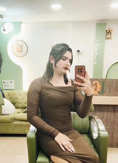 Sexy' Shirin - Transsexual escort in Pune Photo 7 of 7