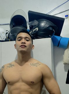HotYoungGuy 6incs HardFucker RimmingLovr - Male escort in Manila Photo 2 of 5