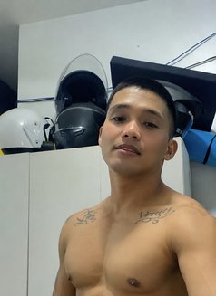 HotYoungGuy 6incs HardFucker RimmingLovr - Male escort in Manila Photo 3 of 5