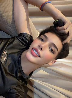 Houd - Male escort in Jeddah Photo 3 of 7