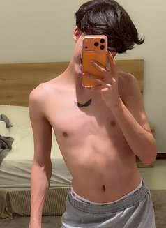 هود || HOUD 🇸🇦 - Male escort in Jeddah Photo 2 of 11