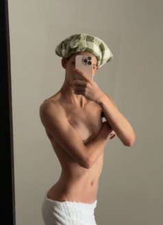 Houd - Male escort in Riyadh Photo 4 of 8