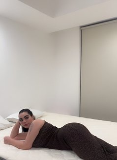Houria Age 20 - escort in Muscat Photo 6 of 9