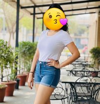 House Wife Young Girl Available - escort in Bangalore