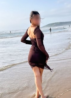 A HOT LOVER FOR THOSE WHO WANT THE BEST - puta in Bangalore Photo 1 of 5