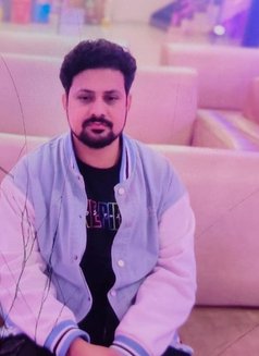 Hrithik - Acompañantes masculino in Varanasi Photo 1 of 1