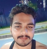 Hrsh - Acompañantes masculino in Ahmedabad
