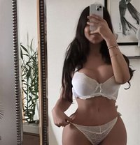 Huda / هدى - Transsexual escort in Bangkok Photo 9 of 9