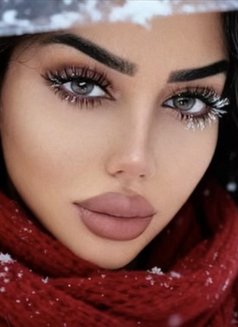 Huda πΉππΈπ¦ - Transsexual escort in Bangkok Photo 8 of 12