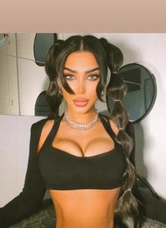 Huda 🇸🇦 now in Dubai - Acompañantes transexual in Dubai Photo 2 of 16