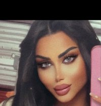 Huda🇸🇦هدى شيميل - Transsexual escort in London