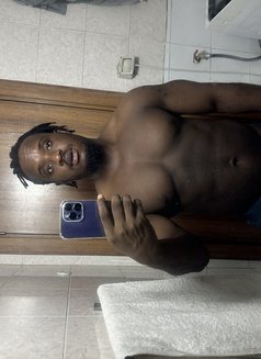 Huge Bbc - Acompañantes masculino in Doha Photo 7 of 8