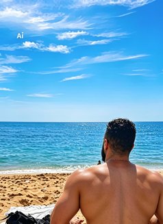 Huge Cock - Male escort in Beirut Photo 5 of 6