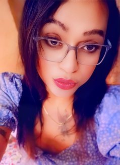 Huge Cock Mimi in Town - Acompañantes transexual in Bangalore Photo 2 of 15