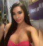 Huge Cum Cam Show - Acompañantes transexual in Manila Photo 30 of 30