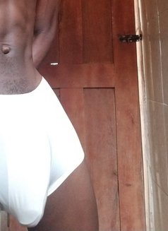 Huge Dick Guy - Male escort in Accra Photo 2 of 3