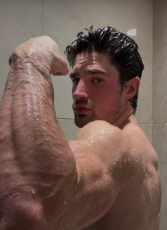 Huge Handsome Xxxl - Male escort in México DF Photo 11 of 14