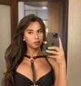 Sexy Vers Top - Transsexual escort in Bali Photo 1 of 11