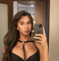 Sexy Vers Top - Transsexual escort in Bali