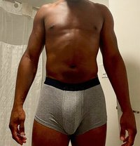 Huge & Longxxxl - Male escort in Dubai