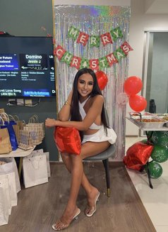 HUGECOCK QUEEN MISTRESS - Transsexual escort in Bangkok Photo 11 of 11