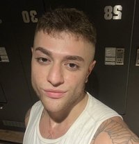 HugeCockXL - Acompañantes masculino in Baku