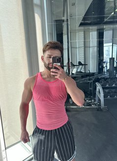 Hugecockxxl - Acompañantes masculino in İstanbul Photo 9 of 30
