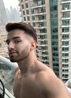 Hugecockxxl - Acompañantes masculino in İstanbul Photo 10 of 30