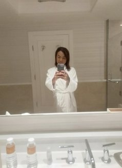 Hugehardcoc Kts - Transsexual escort in Manila Photo 15 of 15