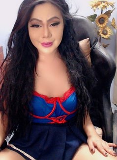 Hugehardcockts - Acompañantes transexual in Manila Photo 8 of 9