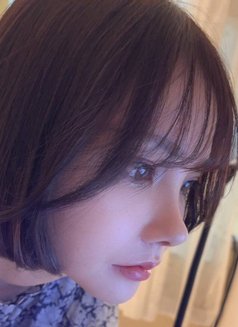 Hui - escort in Osaka Photo 1 of 4