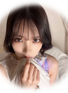 Hui - escort in Osaka Photo 2 of 4