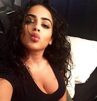 Huko - escort in Hofuf