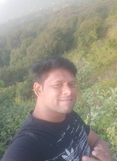 Hulk - Male adult performer in Hyderabad Photo 2 of 2