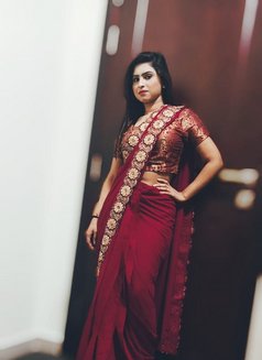 Huma Indian Girl - puta in Abu Dhabi Photo 2 of 4