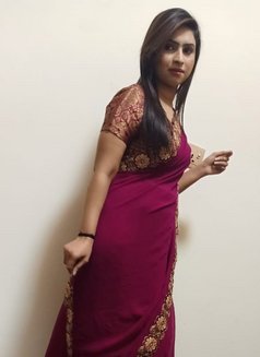 Huma Indian Girl - puta in Abu Dhabi Photo 3 of 4