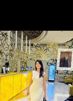 Humasha - escort in Dubai Photo 2 of 5