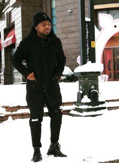 humble - Male escort in Guangzhou Photo 3 of 4