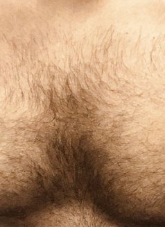 Hun Bun - Acompañantes masculino in Riyadh Photo 1 of 1