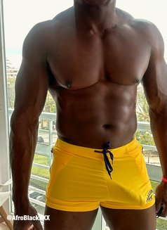 Hung Myke - Acompañantes masculino in London Photo 20 of 25