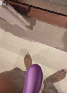 Hung Prince Lj 🇺🇸 - Male escort in Berlin Photo 10 of 11
