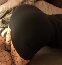 ꧁ HUNG SEXY SMOOTH LATINA CD ꧂ - Transsexual escort in Toronto