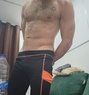 Hung Top - masseur in Byblos Photo 1 of 4