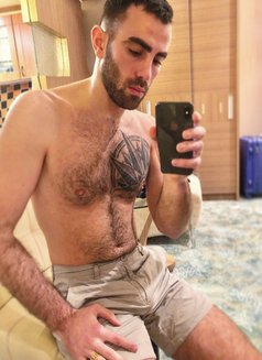 HUNG_XL - Male escort in İstanbul Photo 11 of 18