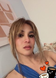 21cm RealFisting Vip Pro Fem Dom - Acompañantes transexual in Kuala Lumpur Photo 29 of 30